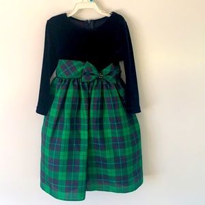 A perfect holiday celebration dress for a toddler!